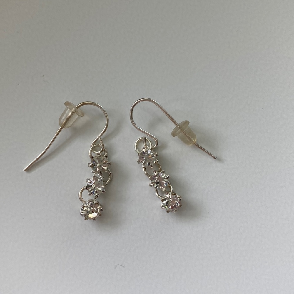Cute diamond dangling earrings